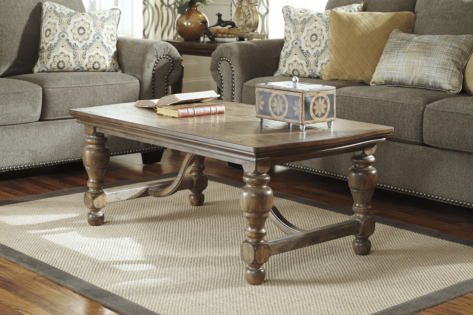 <br />
<b>Warning</b>:  Undefined property: Product::$alt in <b>/home/users/mebleurban/public_html/strona2024/tpl/offer.php</b> on line <b>72</b><br />
Stoliki - Konsole T688